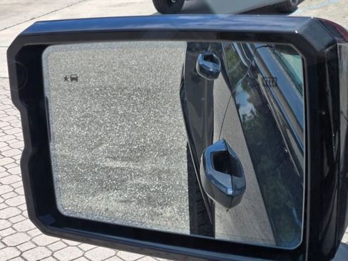 New 2025 GMC Hummer EV 2X image 23