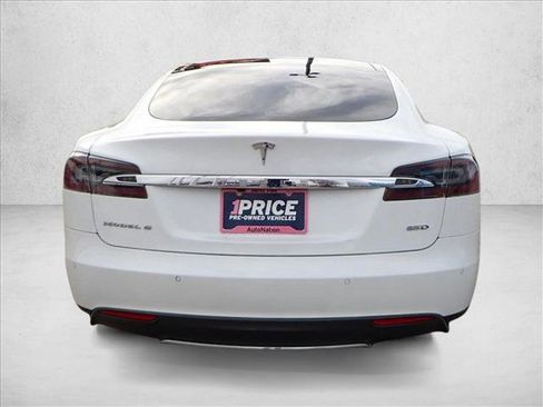 Used 2016 Tesla Model S 85D image 3