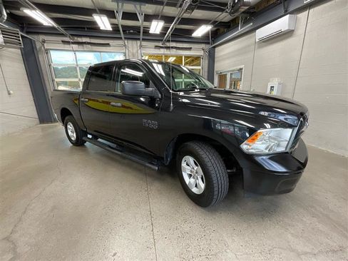 Used 2017 RAM 1500 Tradesman w/ Popular Equipment Group AWD/4WD image 7