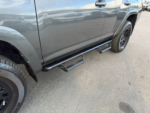 Used 2016 Toyota 4Runner SR5 Premium AWD/4WD image 14