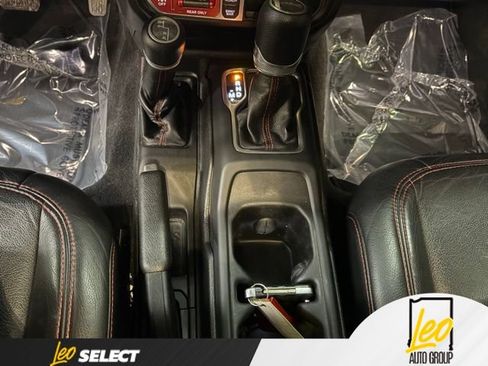 Used 2020 Jeep Gladiator Rubicon AWD/4WD image 22