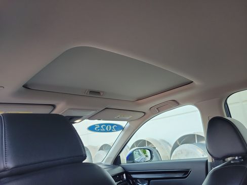 Used 2025 Honda CR-V EX-L image 17