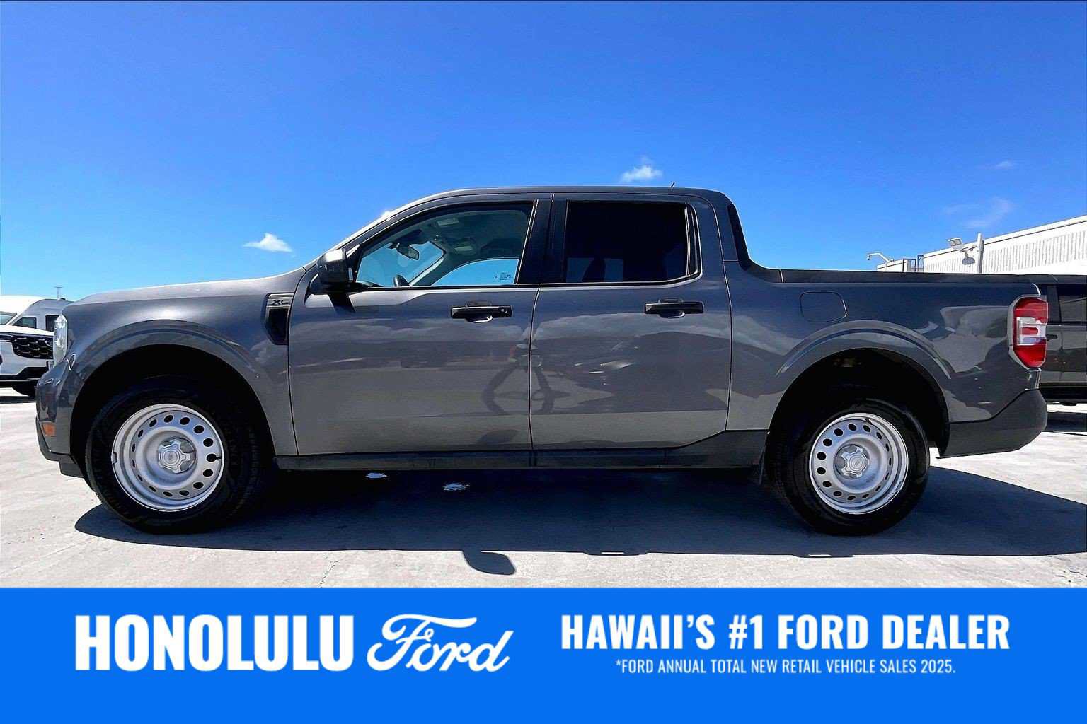 Used 2022 Ford Maverick XL FWD image 3