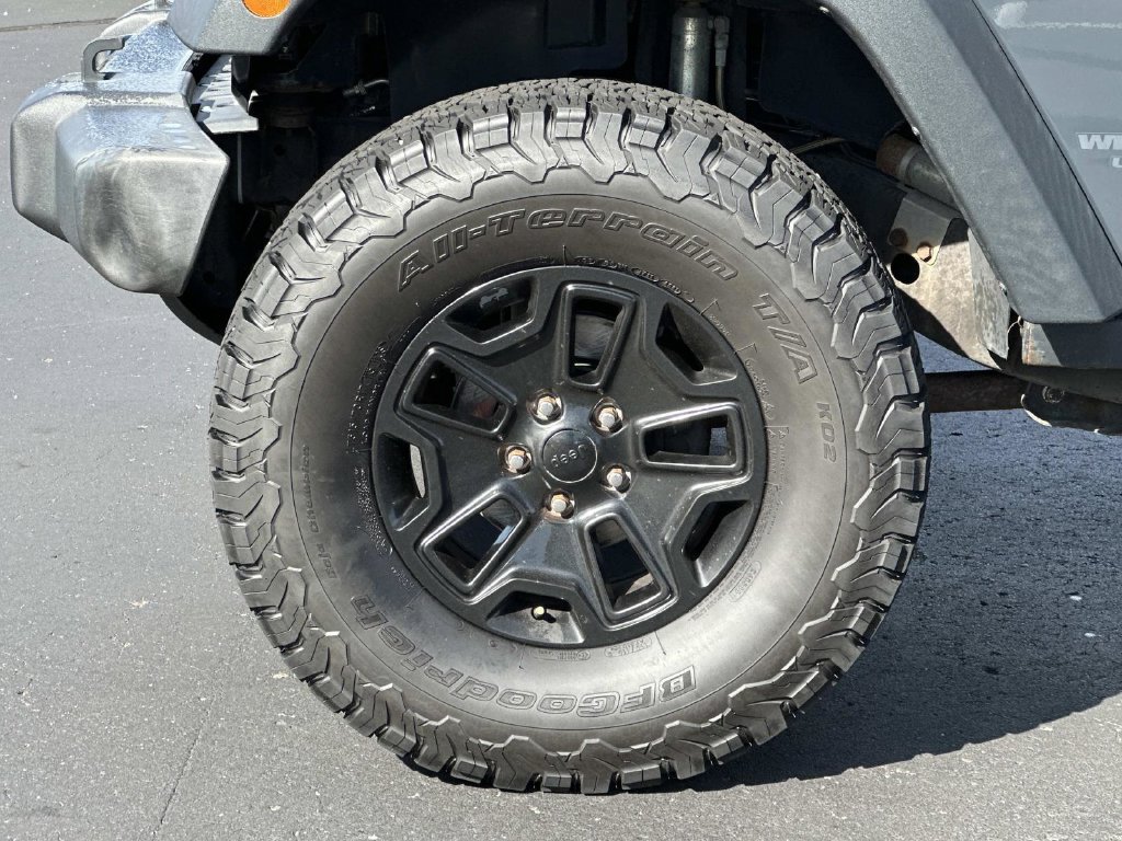 Used 2017 Jeep Wrangler Unlimited Sport AWD/4WD image 9
