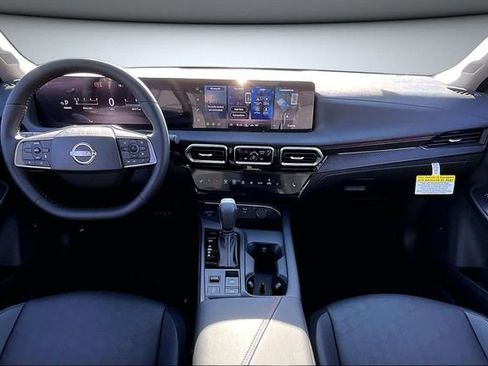 New 2026 Nissan Sentra SR image 5