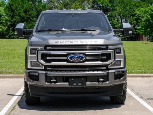 Used 2021 Ford F250 Platinum w/ FX4 Off-Road Package AWD/4WD image 9