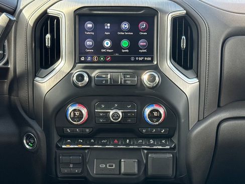 Certified 2020 GMC Sierra 1500 Denali w/ Denali Ultimate Package AWD/4WD image 31