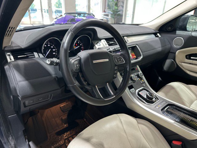 Used 2017 Land Rover Range Rover Evoque HSE AWD/4WD image 36