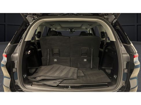 Used 2023 Jeep Grand Cherokee L Limited AWD/4WD image 28