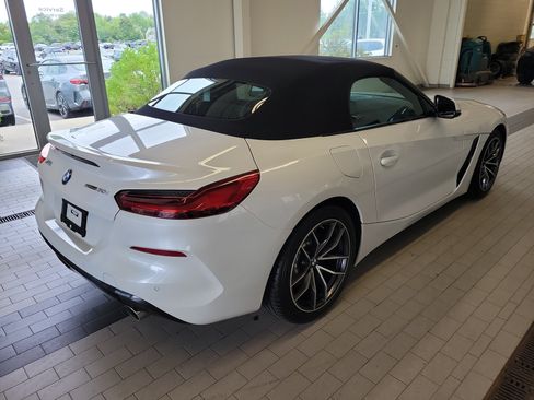 Used 2022 BMW Z4 sDrive30i w/ Driving Assistance Package RWD image 5