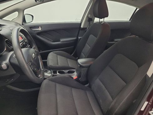 Used 2017 Kia Forte LX FWD image 17