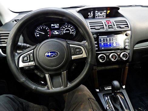 Used 2017 Subaru Forester 2.5i Touring w/ Popular Package #2 AWD/4WD image 18