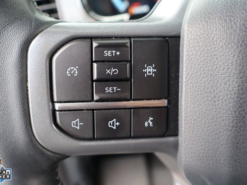Used 2023 Ford F150 Lariat AWD/4WD image 16