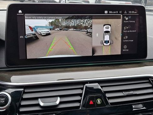 Used 2021 BMW 530e w/ Parking Assistance Package RWD image 19