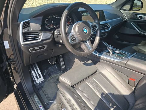 Used 2021 BMW X5 M50i w/ Executive Package AWD/4WD image 40