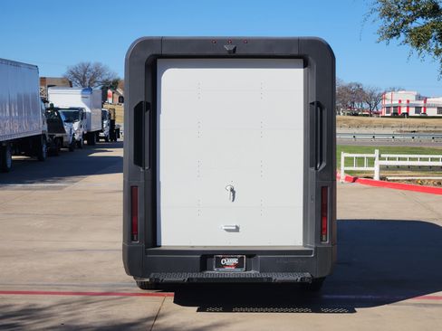 New 2025 Chevrolet Brightdrop 600 image 13