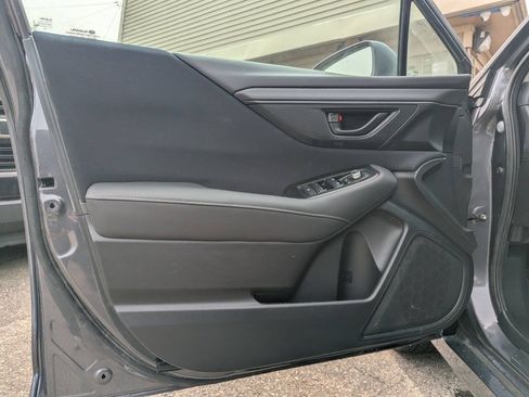 Used 2025 Subaru Legacy AWD/4WD image 12