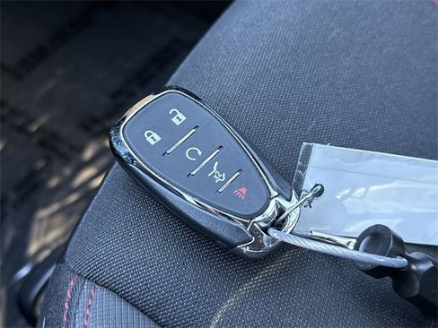 Used 2023 Chevrolet Equinox RS image 28