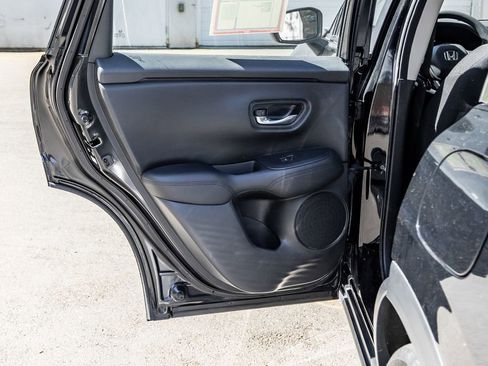 Certified 2023 Honda HR-V LX image 22