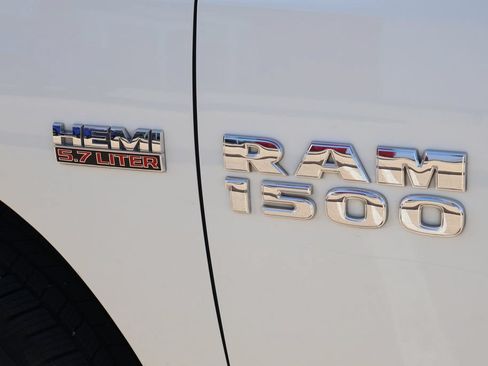 Used 2016 RAM 1500 Lone Star RWD image 3