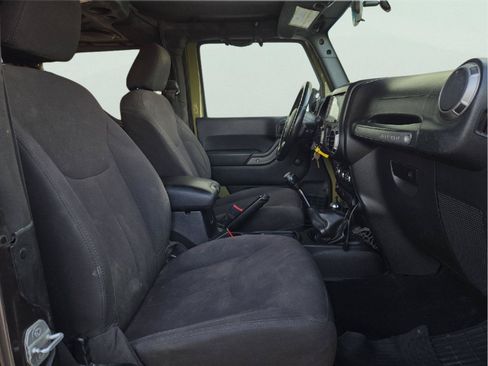 Used 2014 Jeep Wrangler Sport AWD/4WD image 21