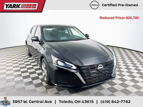 Certified 2025 Nissan Altima 2.5 S image 1