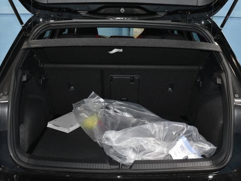 New 2026 Volkswagen GTI SE FWD image 21