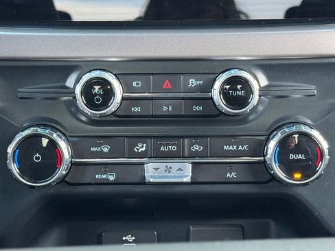 Used 2025 Ford F150 XLT w/ Equipment Group 301A Standard image 24