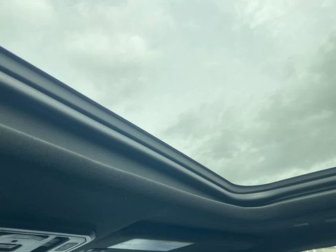 Used 2023 Toyota Tundra Platinum w/ Advanced Package image 21