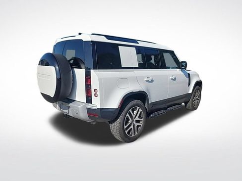 Used 2025 Land Rover Defender 110 S AWD/4WD image 4