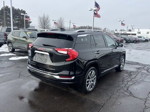 Certified 2022 GMC Terrain Denali w/ Denali Premium Package image 5