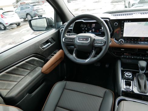 New 2026 GMC Canyon AT4 w/ Technology Plus Package image 12