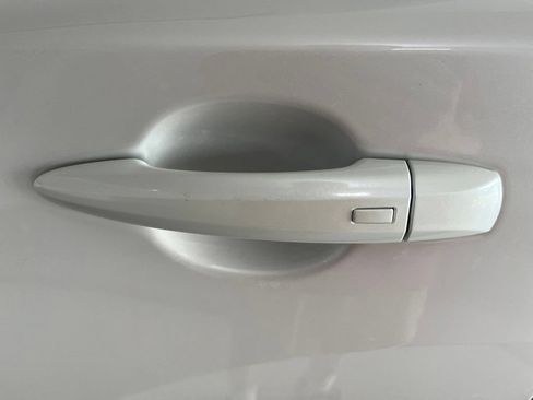 Used 2026 Nissan Pathfinder SL AWD/4WD image 40