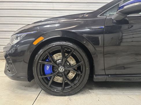 Used 2023 Volkswagen Golf 20th Anniversary Edition image 4