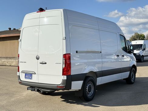 New 2026 Mercedes-Benz Sprinter 144 Cargo image 7