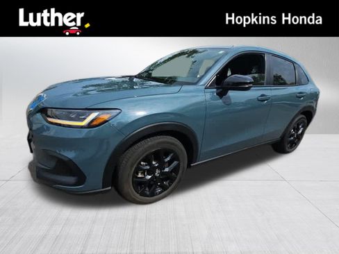 Used 2025 Honda HR-V Sport image 1