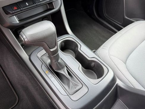 Used 2020 Chevrolet Colorado W/T w/ WT Convenience Package image 27