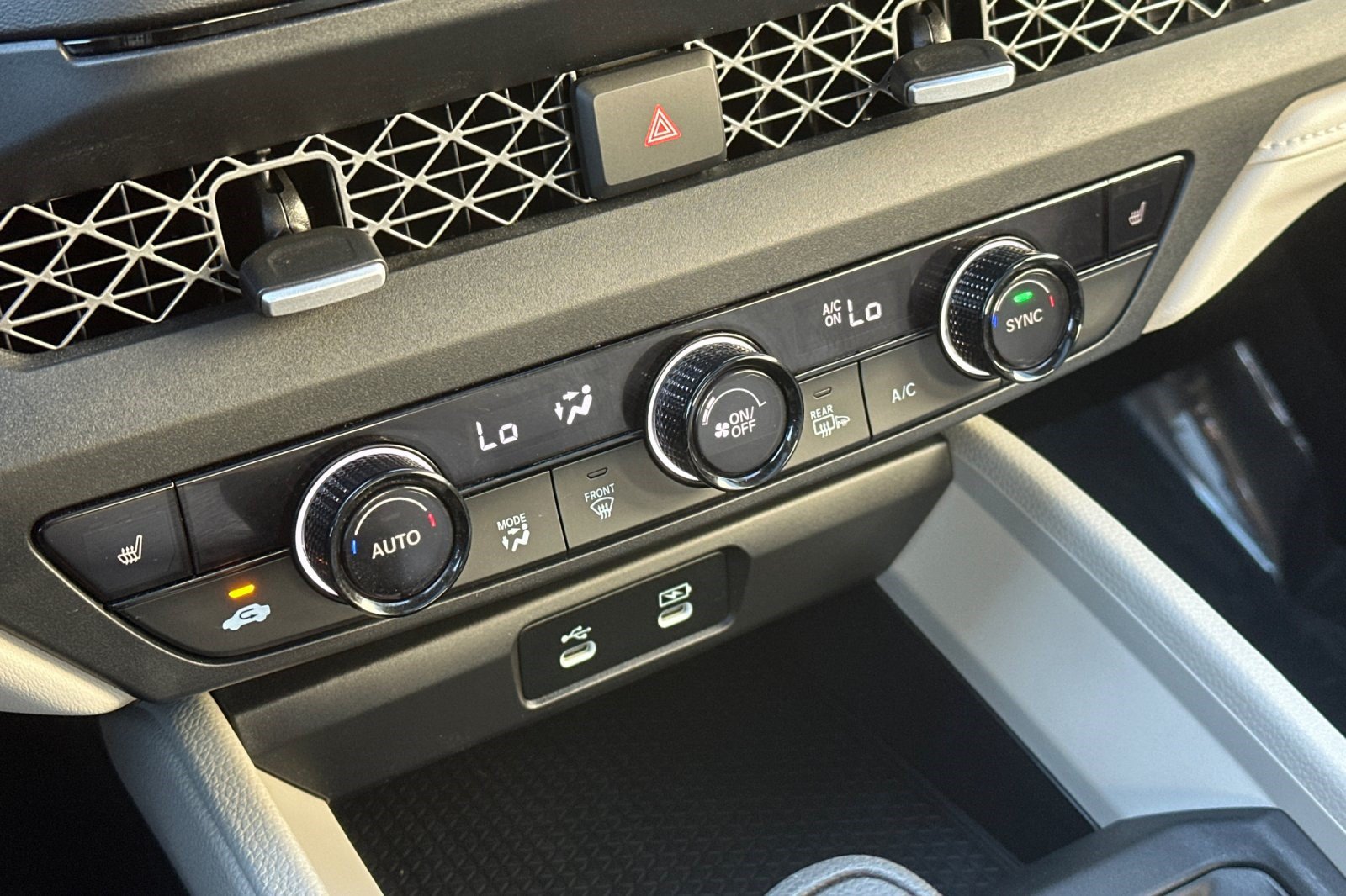 Used 2025 Honda Accord SE image 19