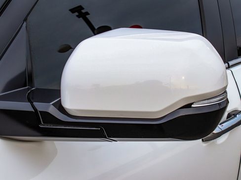 Used 2024 Toyota Tundra Limited image 43