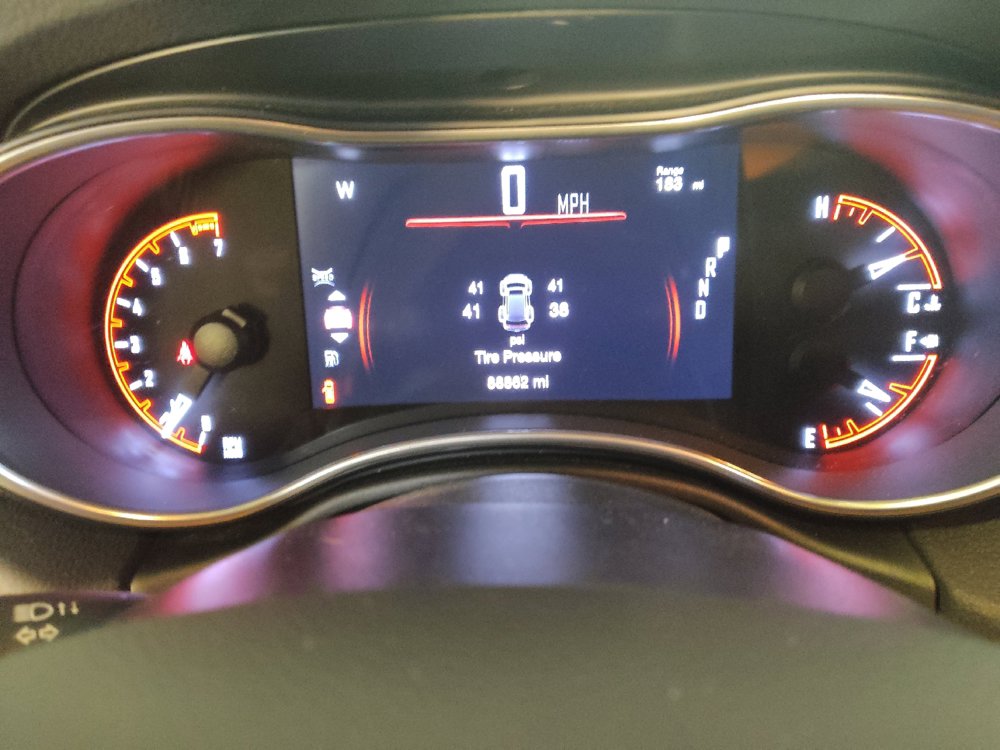 Used 2020 Dodge Durango SXT w/ 3rd Row Seating Group RWD image 23