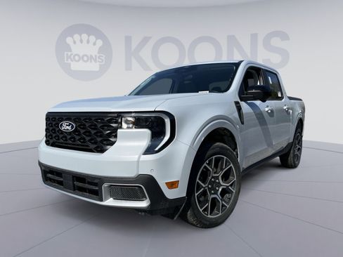 New 2026 Ford Maverick Lariat w/ 4K Tow Package AWD/4WD image 1