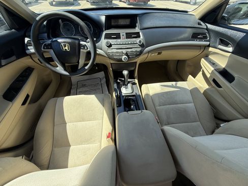 Used 2011 Honda Accord LX image 11