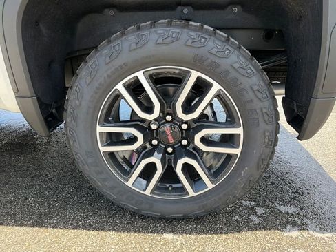 New 2026 GMC Sierra 1500 AT4 w/ AT4 Premium Package image 26