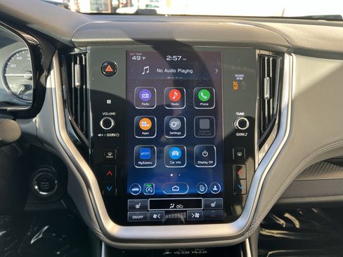 Used 2024 Subaru Outback Premium image 20