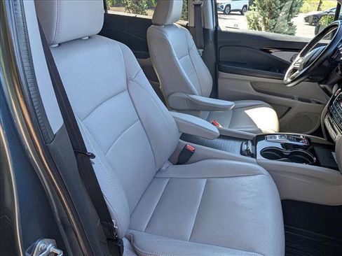 Used 2022 Honda Pilot Elite image 12