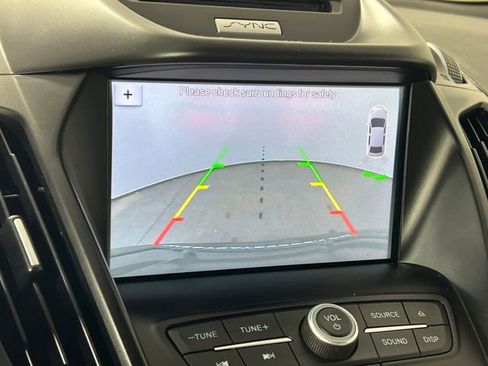 Used 2017 Ford Escape SE w/ Equipment Group 201A image 31