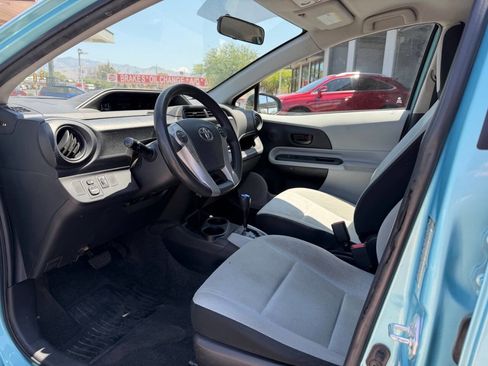Used 2014 Toyota Prius C One FWD image 6