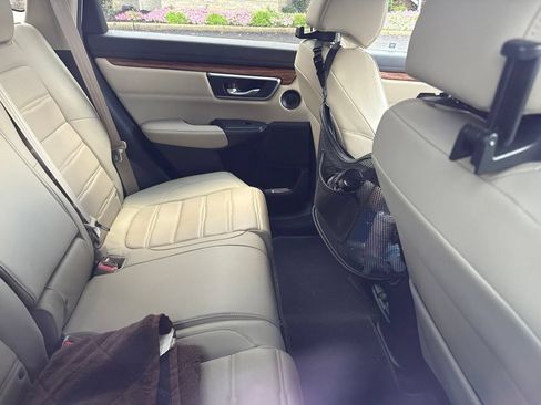 Used 2017 Honda CR-V Touring image 15