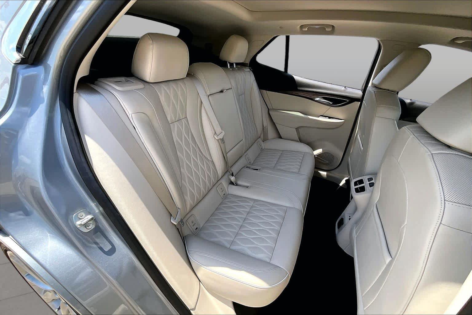 Used 2023 Buick Envision Avenir FWD image 20