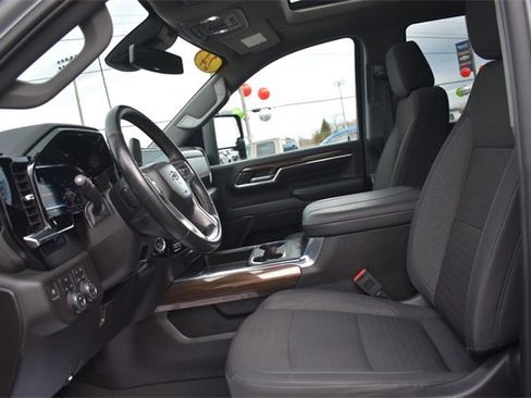 Used 2024 Chevrolet Silverado 2500 LT w/ Z71 Sport Edition image 25